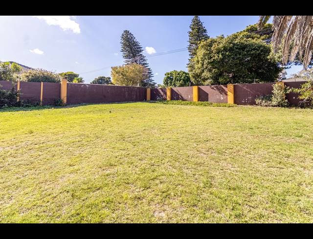 9 BEDROOM FREESTANDING FOR SALE IN MILNERTON CENTRAL